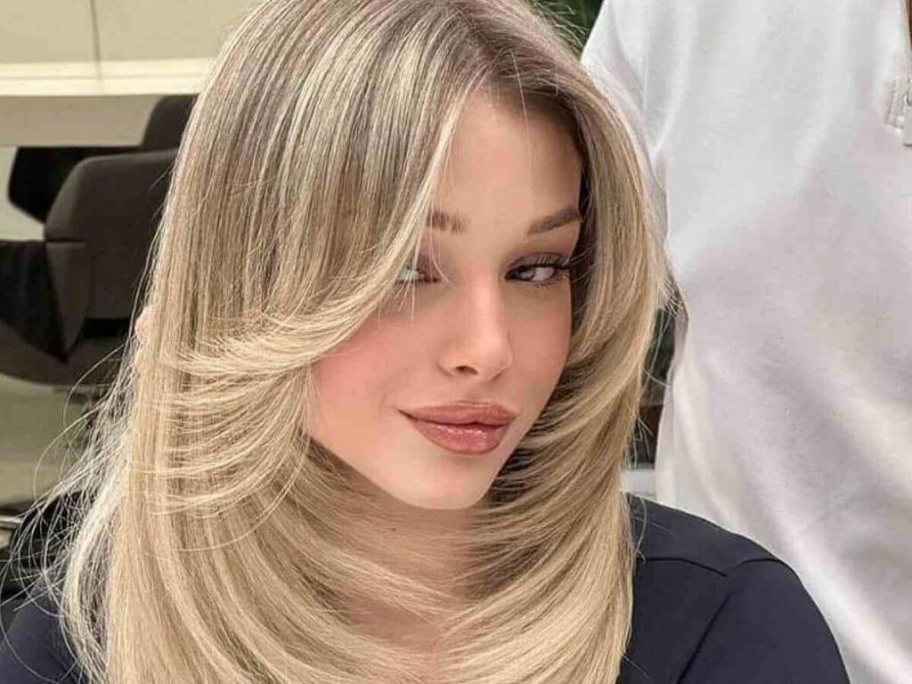 8 Best Hairstyle for Your Face Shape 3 8 Best Hairstyle for Your Face Shape 3