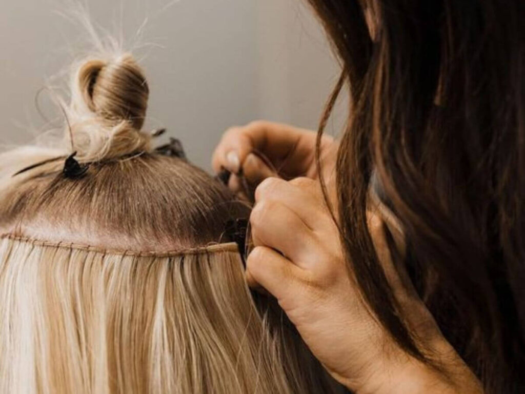 6 Best Sew-In Extensions for Caucasian Hair 5 6 Best Sew-In Extensions for Caucasian Hair 5