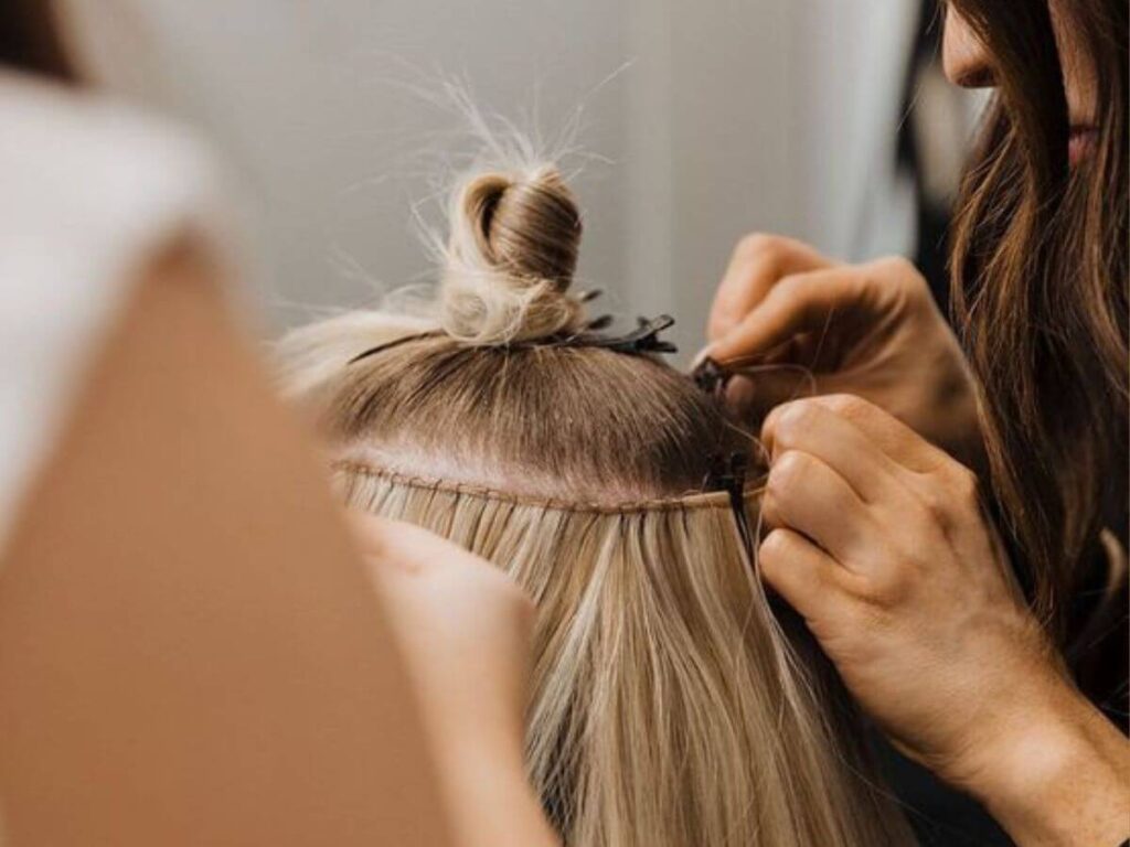 7 Best Weave Types for Caucasian Hair 6 7 Best Weave Types for Caucasian Hair 6